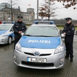 toyota-prius-police-cars-patrol-berlin-medium_6